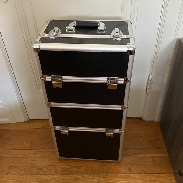 Professional Makeup Trolly