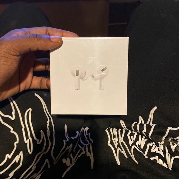 New AirPod Pro’s “Unopened”