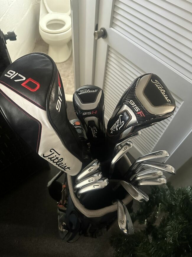 Titleist Full Set Cb716 / 917 Driver / 915 3 & Hyb/ Sm6 Wedges