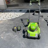 Greenworks Pro 21-Inch 60V Battery-Powered Lawn Mower with Extra Battery