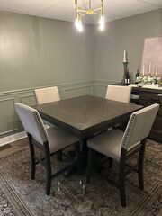 Counter height Table With 4 Chairs