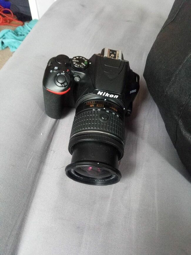 Nikon Digital Camera D3500