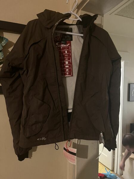 Oakley Road fuel 3  XS Size