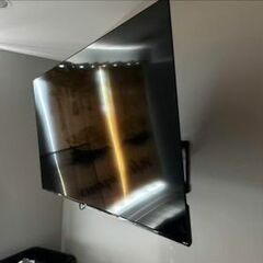 65” Flatscreen Ruku tv