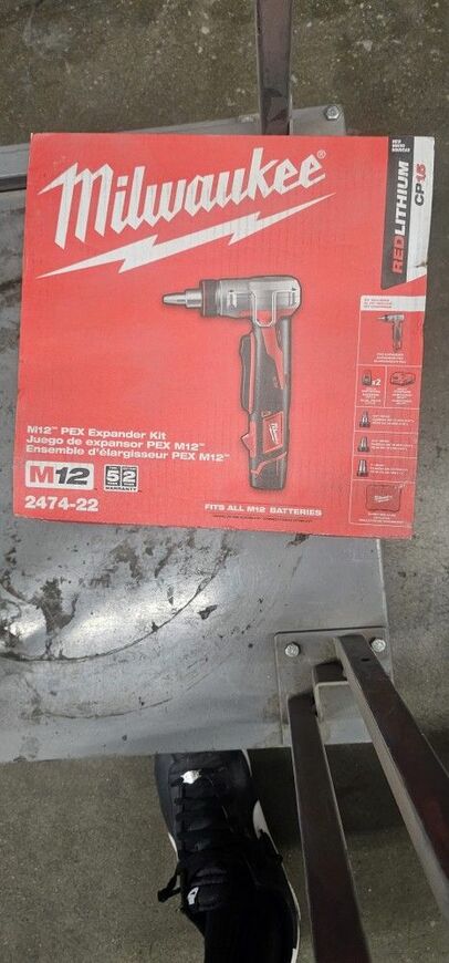 Milwaukee M12 Pex Expander Kit
