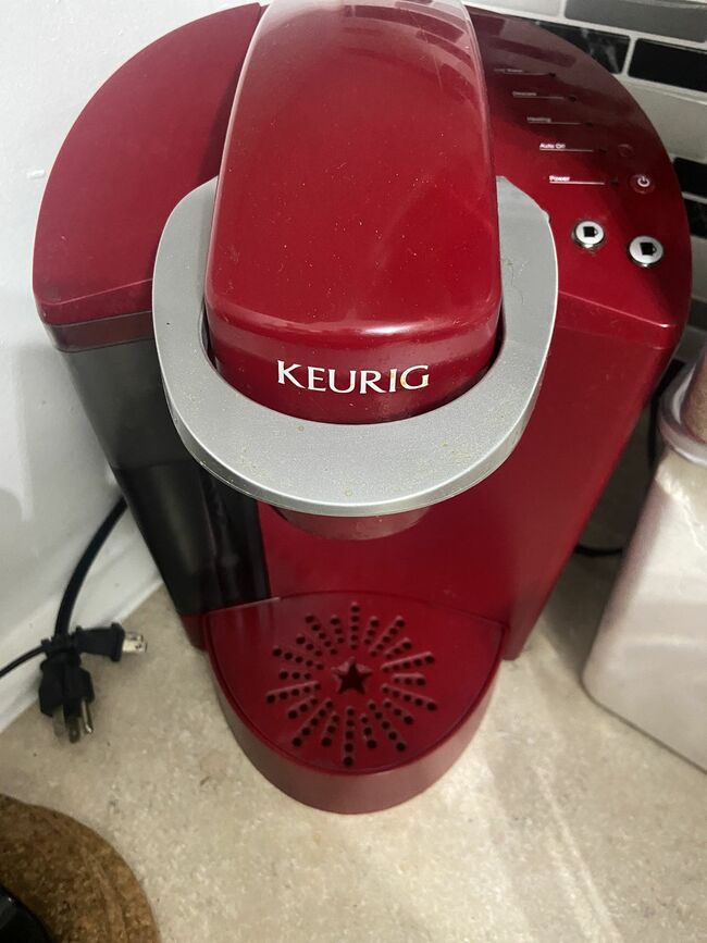 Lightly Used Keurig, Extra Filter, Reusable Empties, And 32 Count Kcup Holder