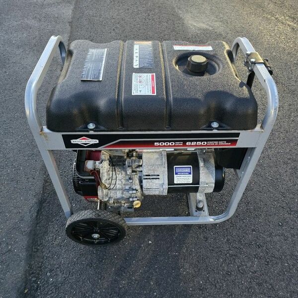 Briggs & Stratton Generator