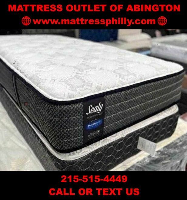 Full Size Sealy Hybrid Mattress