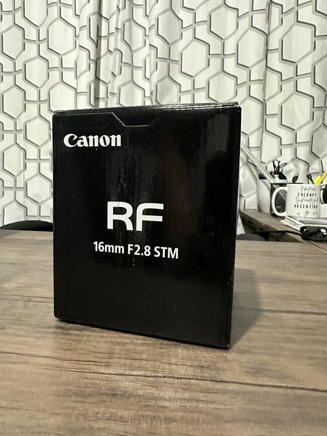 Canon RF 16M F2.8 Lens (new)