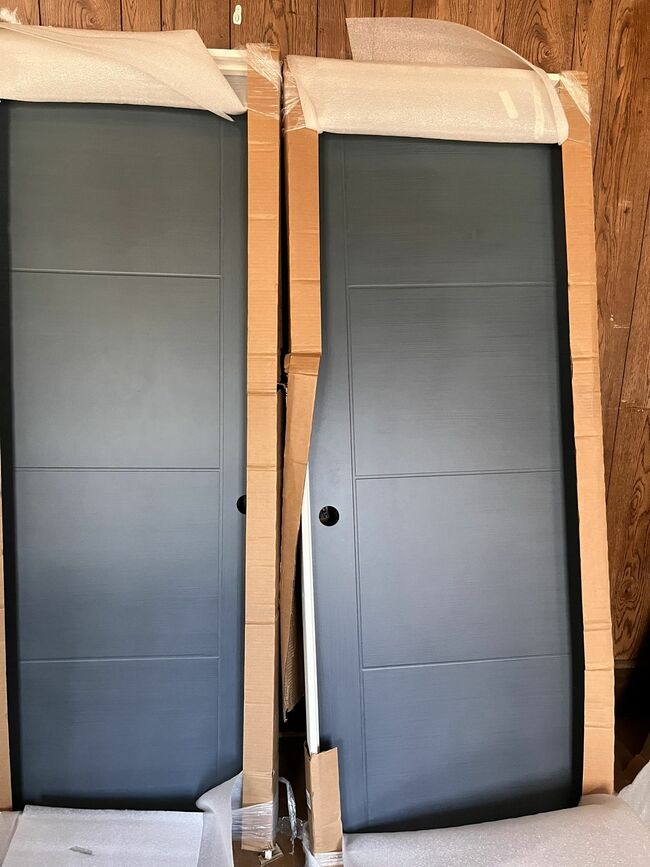 JELD-WEN 36” x 80” Right-Hand Hollow Core Colony Composite Interior Door Finished