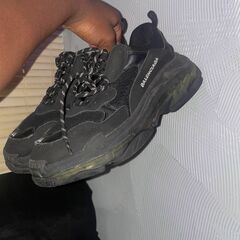 Balenciaga Triple S Sz 10.5