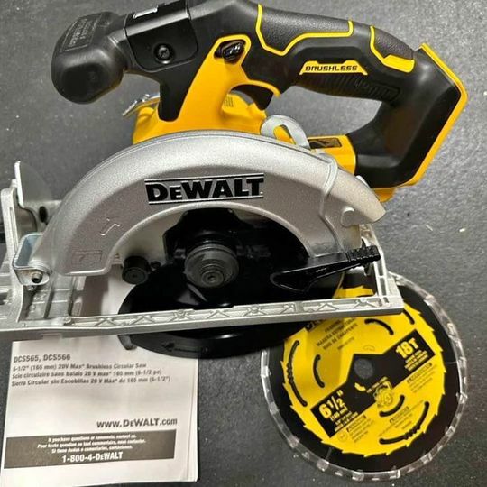 Dewalt 20v XR brushless 6.5” Circular Saw