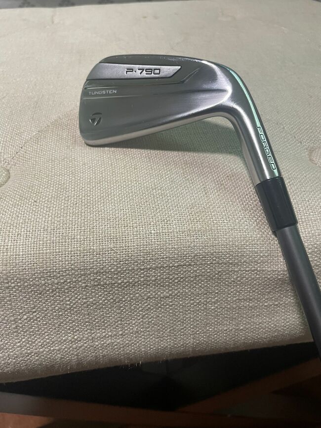 TaylorMade P790 2 Iron