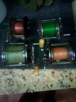 Vintage Penn Reel Lot (4)
