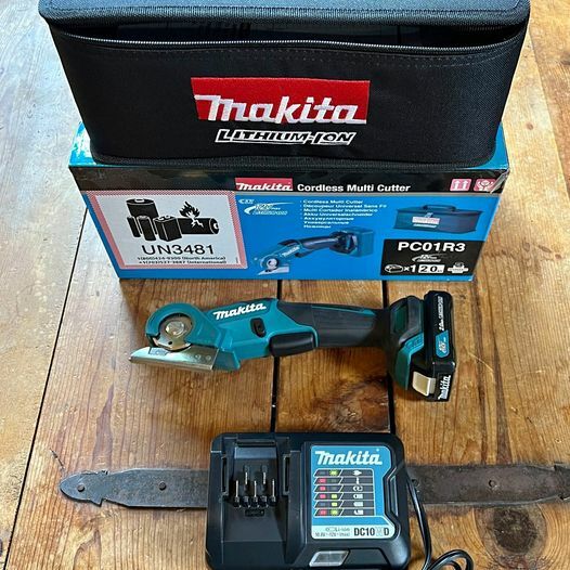 Makita Cordless Multi Cutter Kit - PC01R3 12V Lithium-Ion CXT