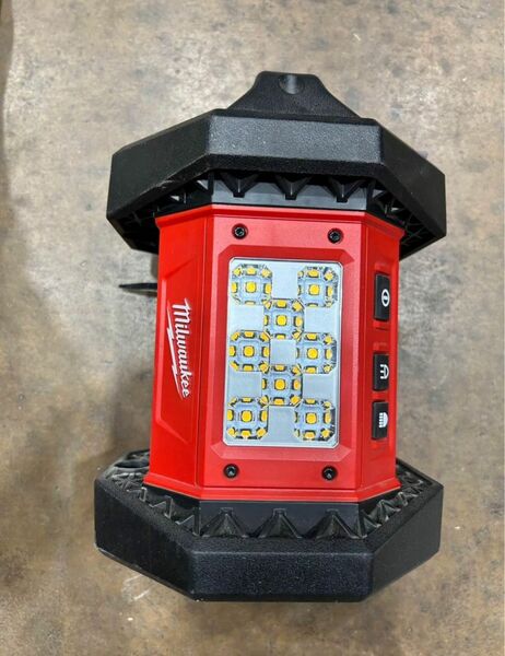M18 18-Volt 1500 Lumens Lithium-Ion Cordless Rover LED Mounting Flood Light w/M18 Flood Light