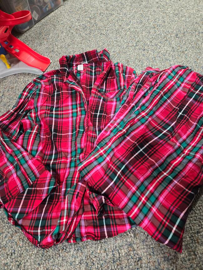 Victoria secret women's 2 piece pajama set red & green plaid holiday size XS