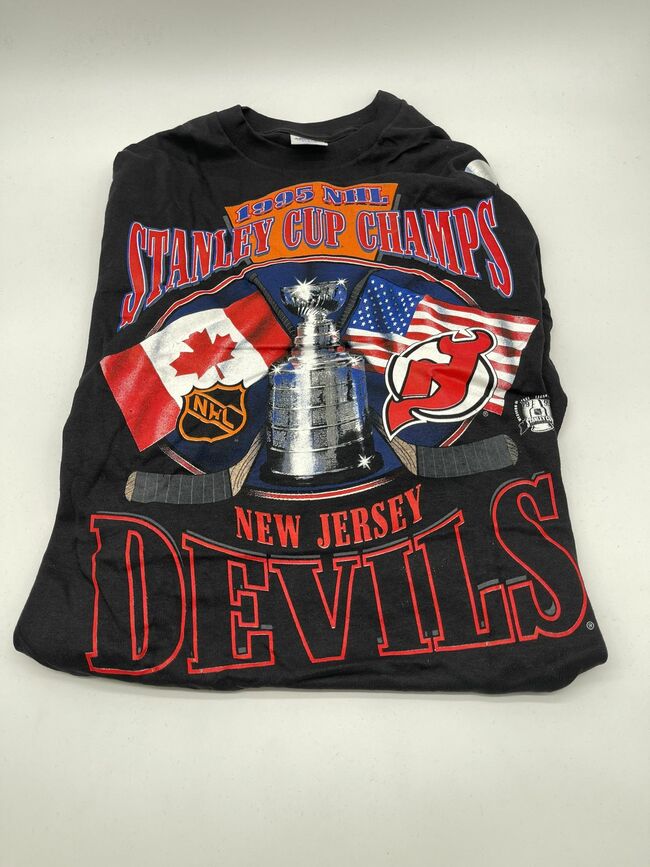 Vintaage New Jersey Devils Shirt X Large 1995 NHL Hockey Champions Stanley Cup