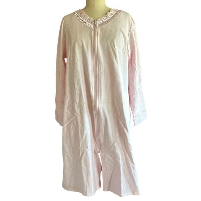 Secret Treasures Sleepwear Night Gown Size Medium