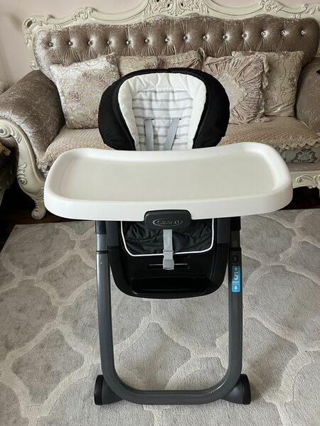 Chico, Greco , Grey,