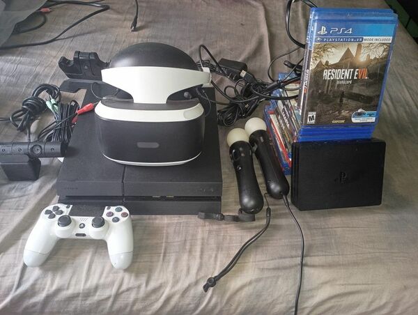 Playstation 4 With VR I