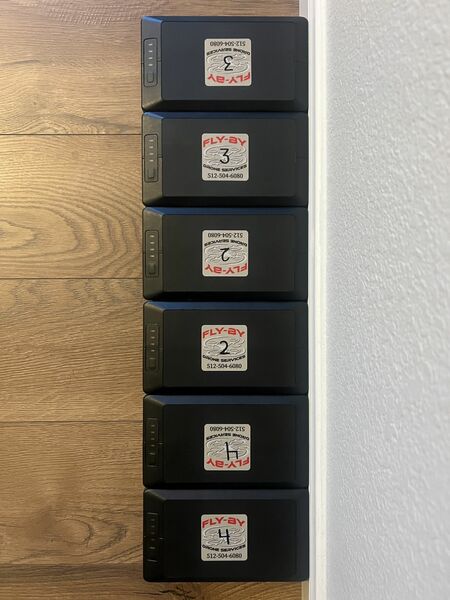 6)DJI Matrice 300 Batteries