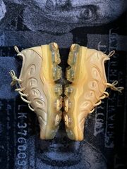 Vapormax Plus “yolk”