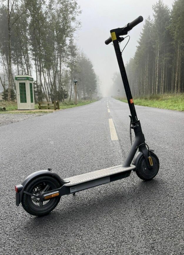 Xiaomi 4 Pro Electric Scooter