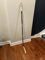 Men’s Ice Hockey Stick (L)