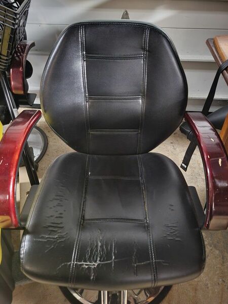 Used salon chair
