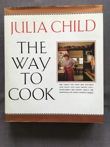 Julia Child The Way To Cook, her classic cookbook 1st edition new condition hardcover, over 800 recipes illustrated throughout with over 600 full colo