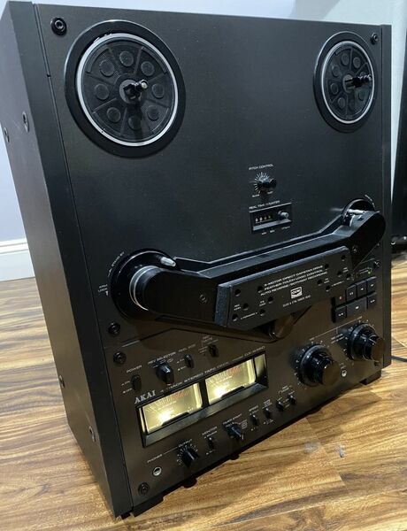 AKAI GX-635D reel to reel tape dack recording