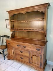 SOLID MAPLE HUTCH. HEYWOOD WAKEFIELD PUBLICK