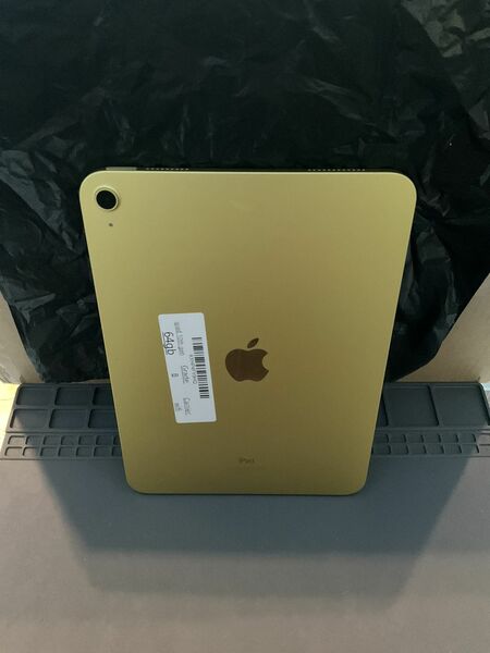Apple iPad 10th Generation 64GB WiFi 10.9” Yellow