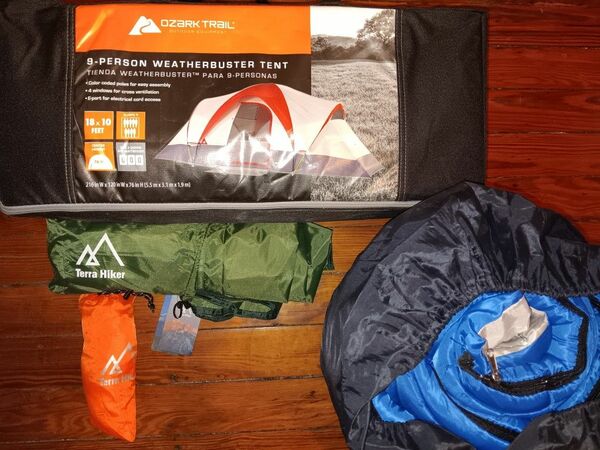 Ozark Trail 9 Person Weatherbuster Tent With Extras