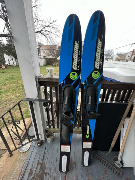 Gladiator Ultra 65 Water Skis