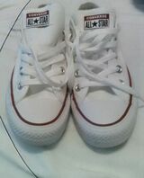 Brand New Sneakers Converse And Vans