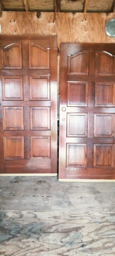 2 Solid Oak Doors