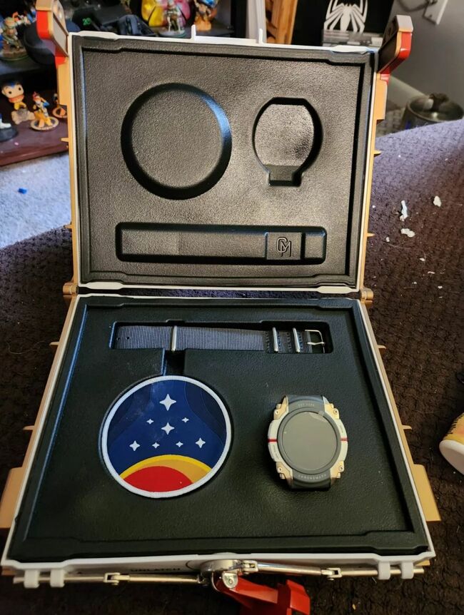 arfield Constellation Collectors Edition Watch + Steelbook