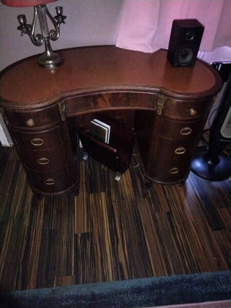 Kidney Antique Desk