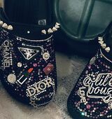 Tee’s Glamorous Designs