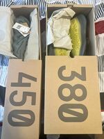 YEEZY BUNDLE TWO PAIRS BRAND NEW