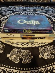Ouija board set 1966, 1972, 1992, 1998