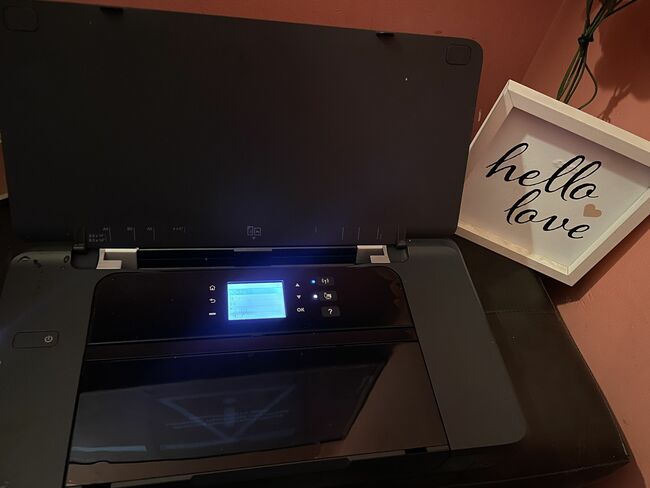 BRAND NEW HP MOBILE 200 PRINTER