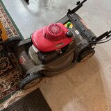 Honda HRX 217 Lawn Mower
