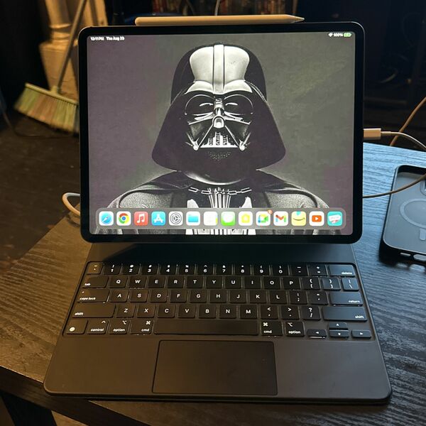 IPAD PRO 12.9 In 3rd Gen With Magic Keyboard And Apple Pencil 2gen For Sale