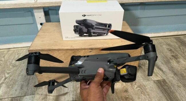 DJI  Mavic 3 Pro Cine Drone