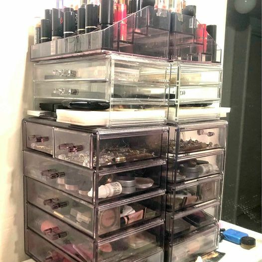 Makeup organizer