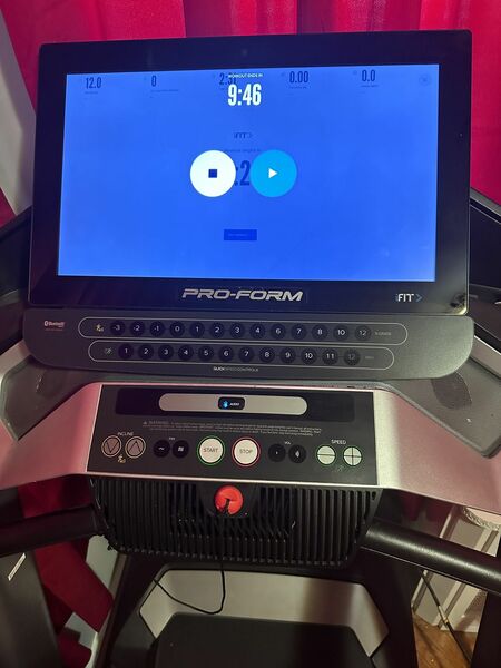 Proform 900 Treadmill