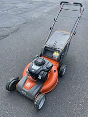 Lawnmower - Husqvarna HU625AWD 150-cc 22-in Self Propelled Lawn Mower